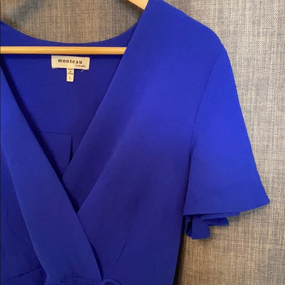 Monteau Dresses & Skirts - Monteau Royal Blue Flutter Sleeve Dress